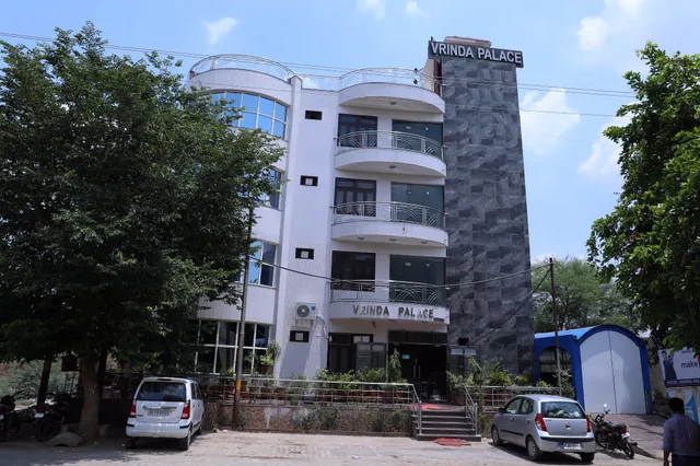 Hotel Vrinda Palace