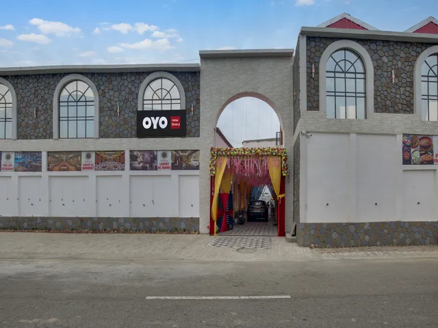 Shree Ji Hotel & Banquet