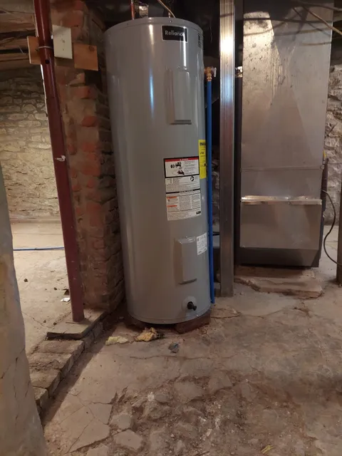 Leon Plumbing Heating & Cooling LLC