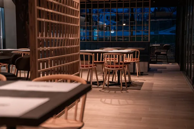 Lucky Goat Bar & Grill