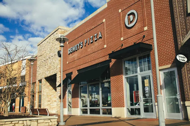 Dewey's Pizza - Fairlawn