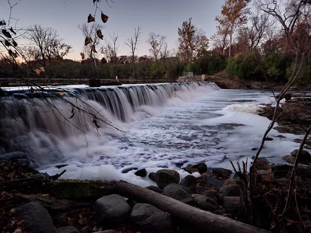 Fullersburg Woods Forest Preserve