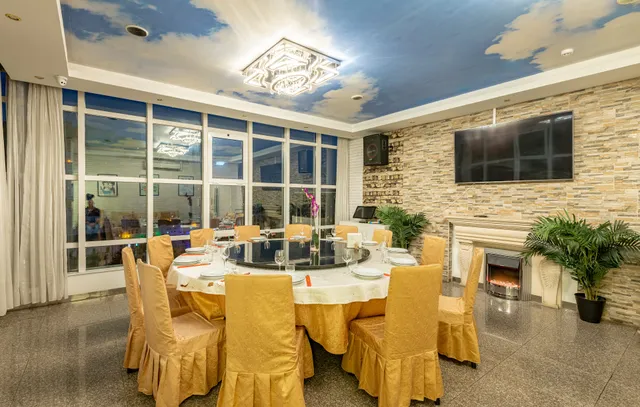 Hua Ta Li Chinese Restaurant