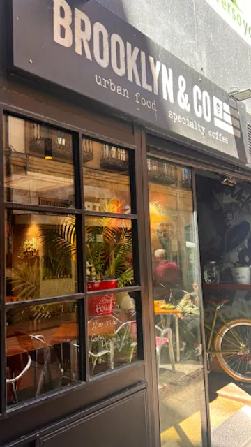 Brooklyn & Co brunch y café de especialidad