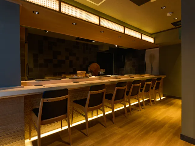 Jukusei Sushi Yorozu