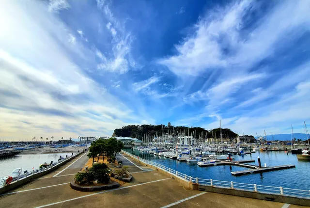Enoshima Yacht Harbour