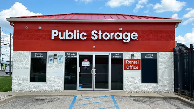 Public Storage