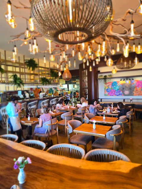 VACA Brunch & Beyond