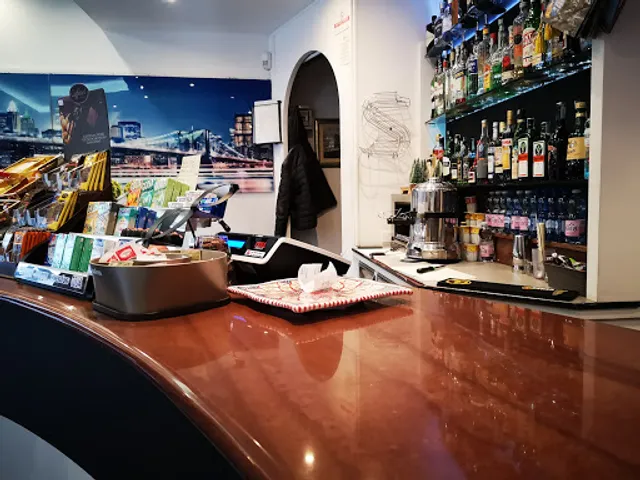 Cristal Caffè lounge Bar