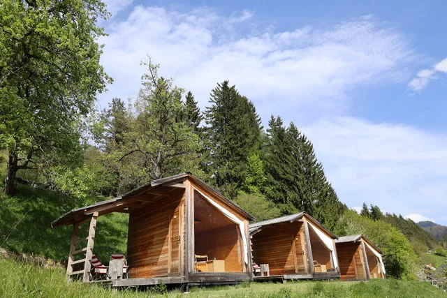 Mountain View Glamping