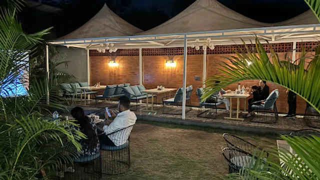 Sherwoods - Multi Cuisine Restaurant and Bar