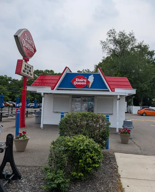 Dairy Queen (Treats and Cakes)