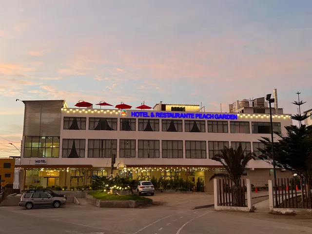 Peach Garden Hotel y Restaurante