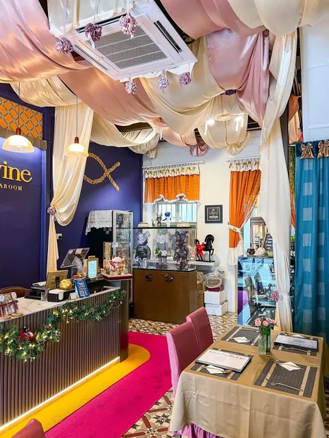 Blue Bellvine Nyonya Cuisine