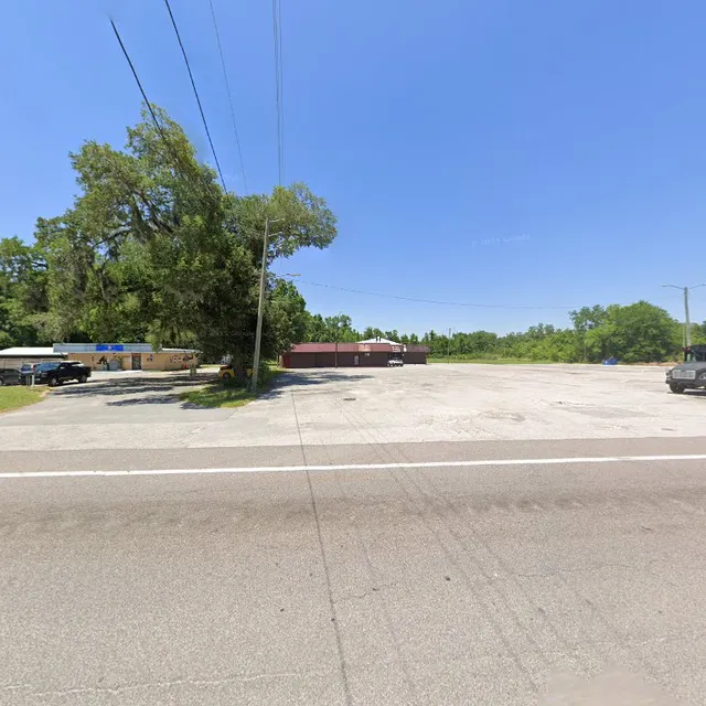 Louie's Bowling Center