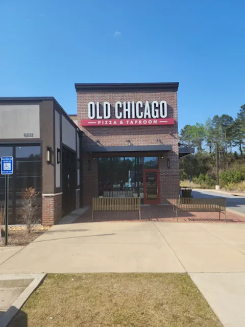 Old Chicago Pizza + Taproom