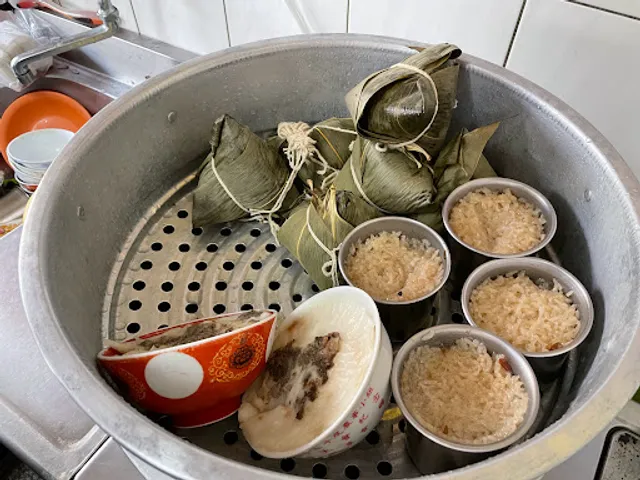 Gong Mama Breakfast Restaurant