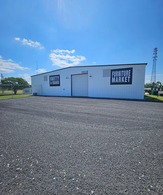 Knotty and Board Furniture Market