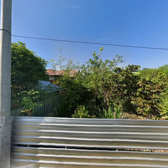 KEDAI WALET MANGKOK PUTIH RUMAH MAKAN