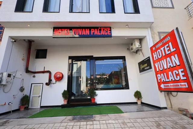Hotel Yuvan Palace