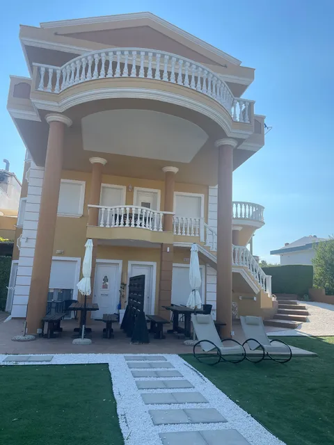 Angels View Luxury Apartments