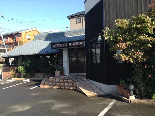 羅座亜留 新空港通店