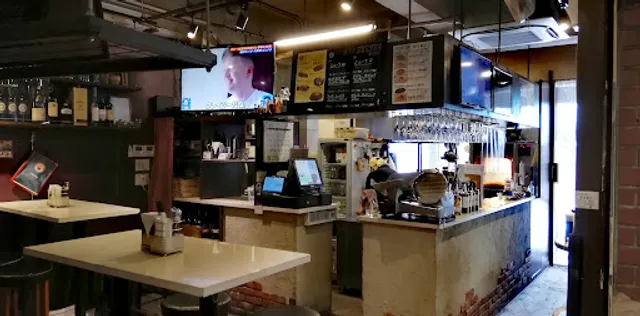 クワトロチンクエ 高槻店