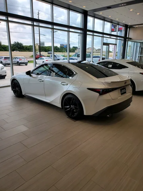 Lexus of Clear Lake Service Center