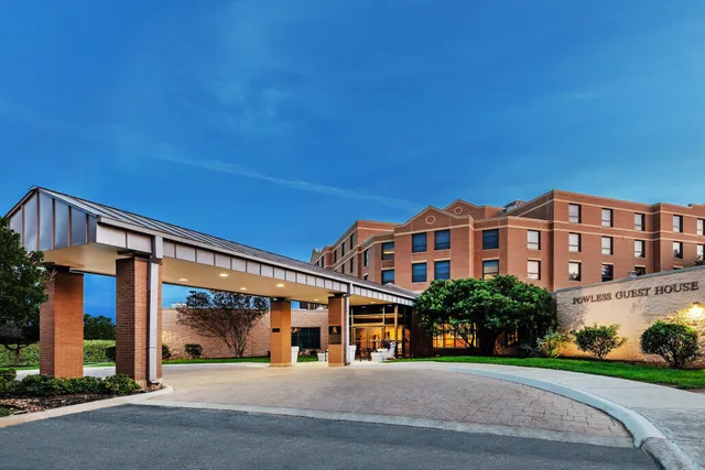 Holiday Inn Express Powless House