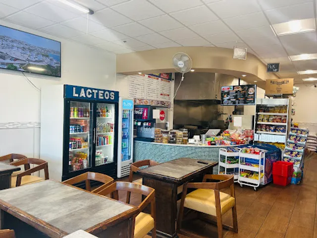 Tolo Market & Restaurant (Halal حلال)