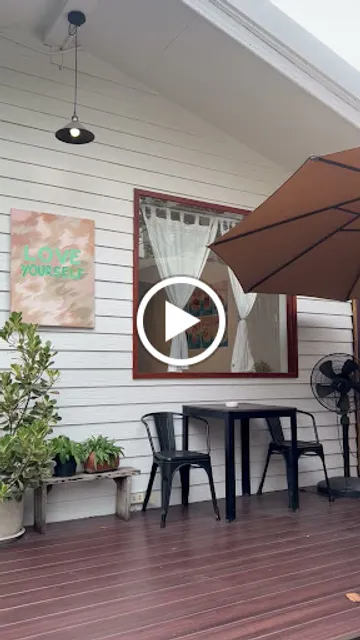 Eight O'Clock Home Café