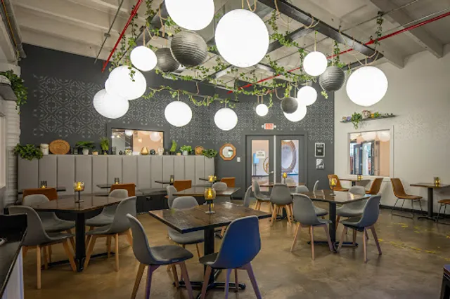 Asylum Kitchen & Cocktail Lounge