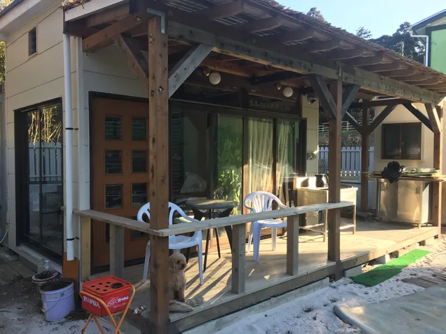 Beach Station, r128 Hotel