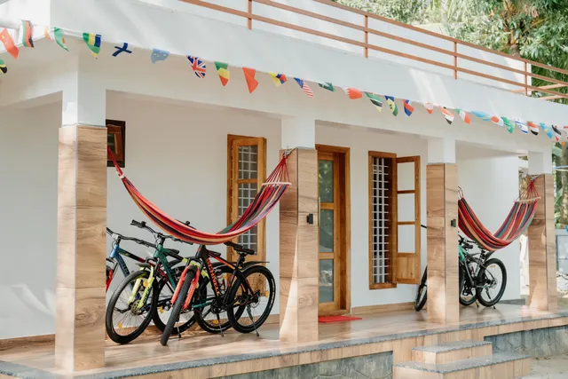 HostelExp, Munroe Island - A Community Experience