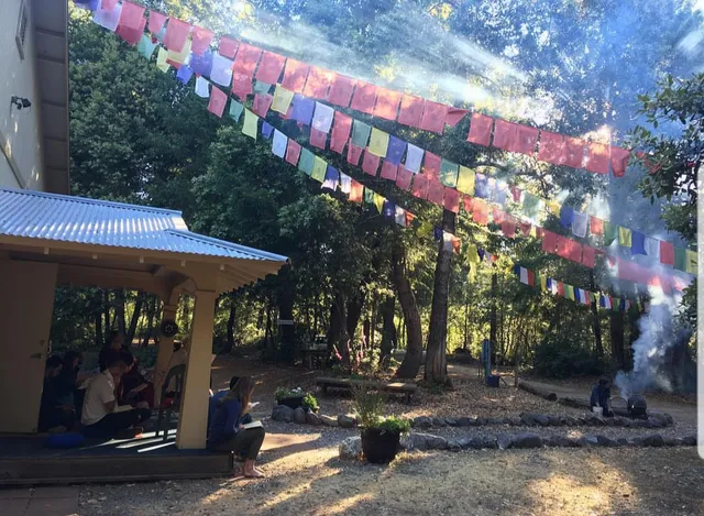 Rangjung Yeshe Gomde California