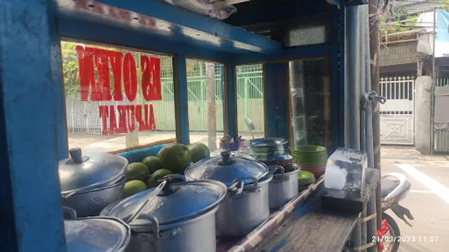 Es Oyen Alpukat Kemayoran