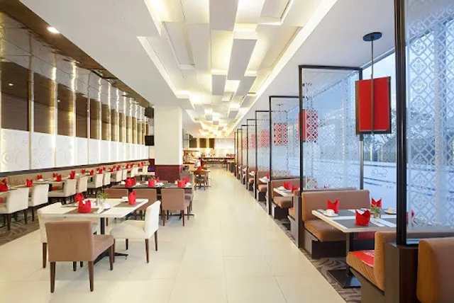 Swiss-CaféTM Restaurant