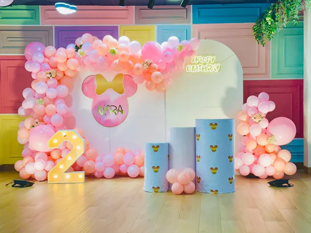 Holly Jolly Playarea