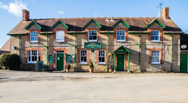 Three Horseshoes Inn