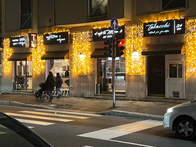 bar tabacchi cafe de milan