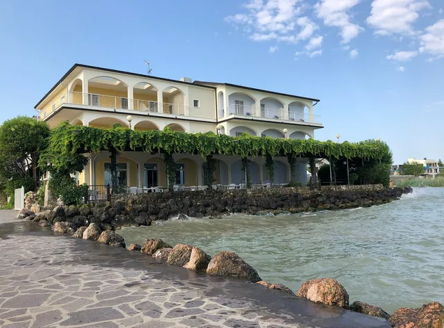 Hotel e Appartamenti Al Pescatore