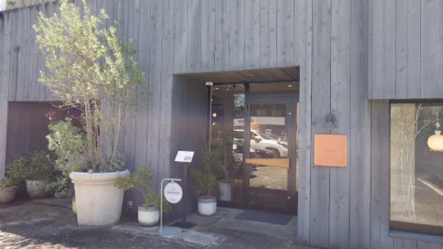 THE ROOM CAFE （オーダー家具店LUFT内）