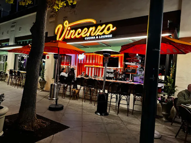 Vincenzo Cucina and Lounge