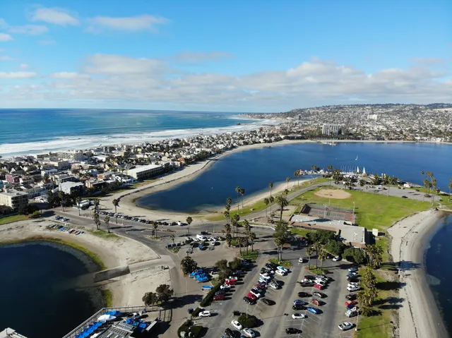 Mission Bay Aquatic Center