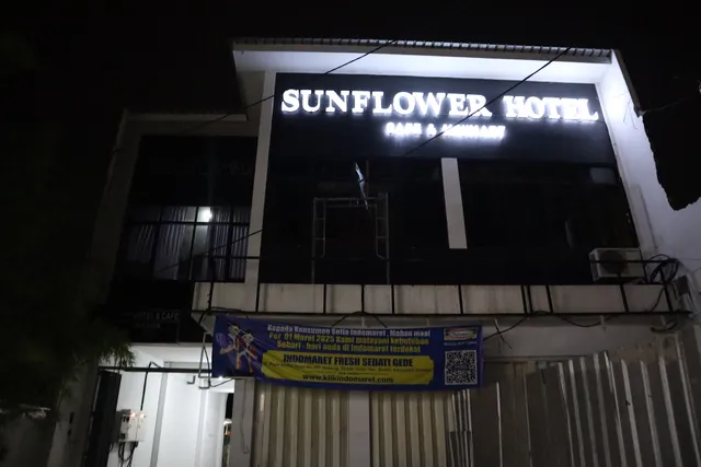 Hotel Sunflower Syariah near Juanda