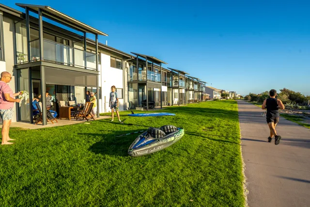 Beach Stayz Semaphore