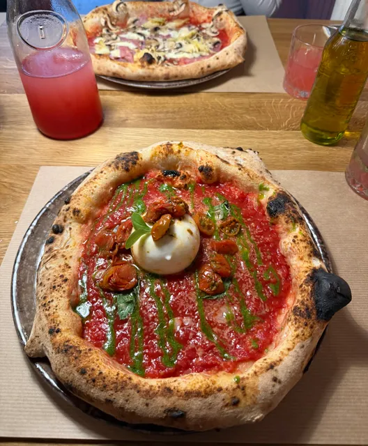Neo Pizza Napoletana