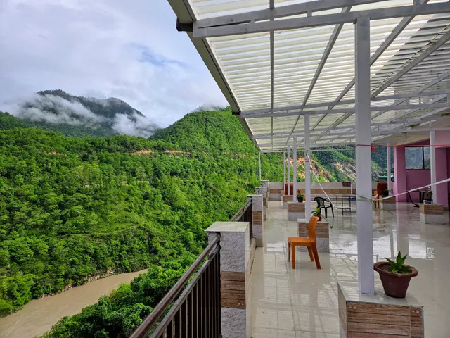 Hotel Vedic Alaknanda