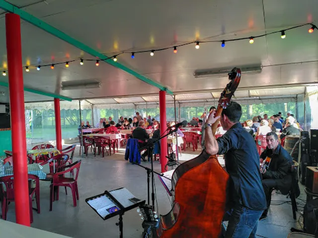 La guinguette de Mennetou