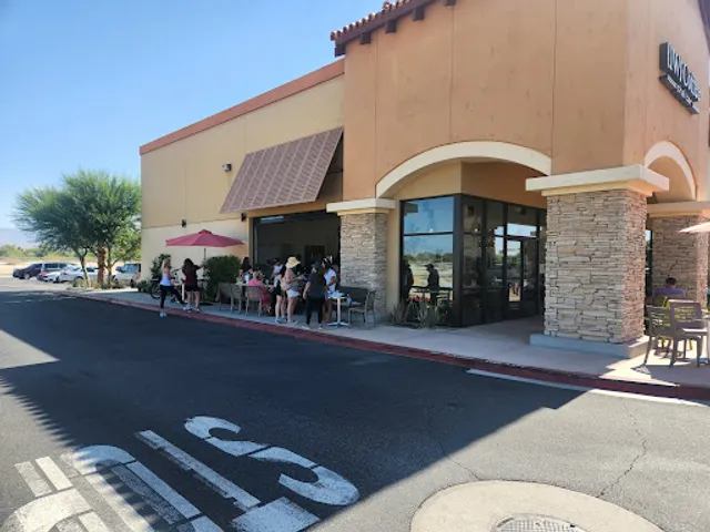 IW Coffee & Chai Bar